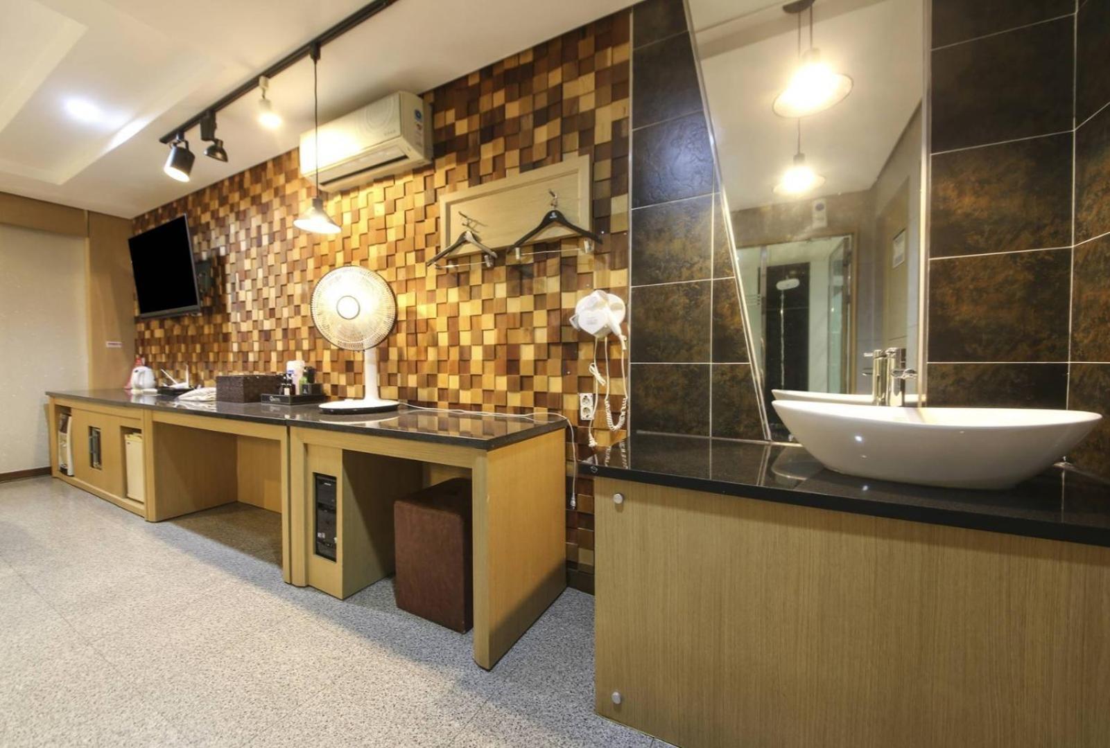 Q5 Hotel Busan Songdo Ngoại thất bức ảnh